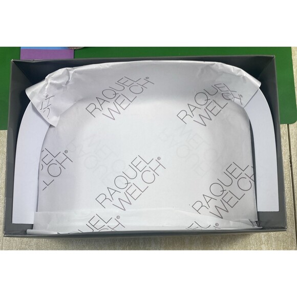 Raquel Welch Signature Collection On In 10 Heat Friendly Wig RL12/16 HONEY TOAST - Picture 14 of 14